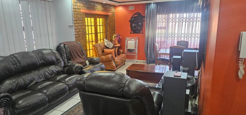 2 Bedroom Property for Sale in Guguletu Western Cape